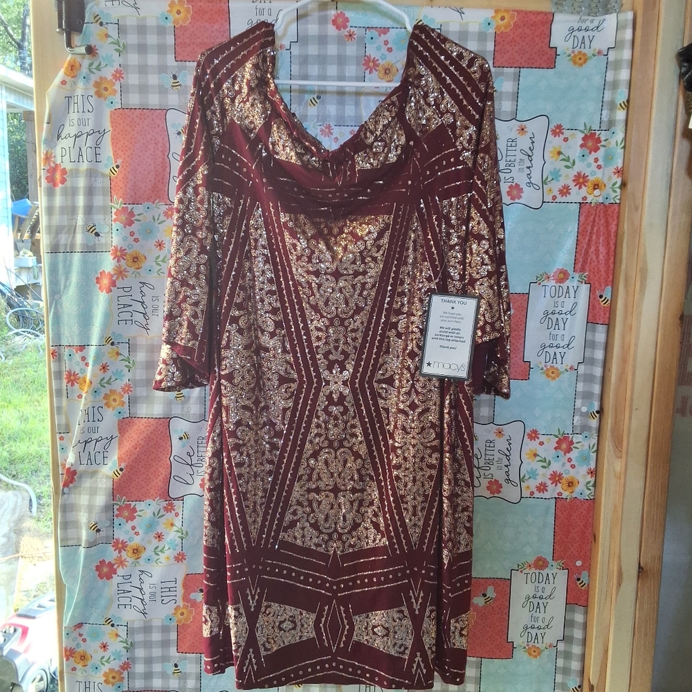 NWT JUMP GLITTER BELL SLEEVE OFF SHOULDER ABOVE THE KNEE SHEATH COCKTAIL DRESS